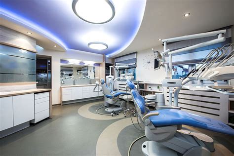 10:10 Dental Clinic .